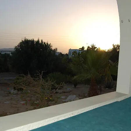 Beautiful In With Amazing Views! Apartment Parikia (Paros)